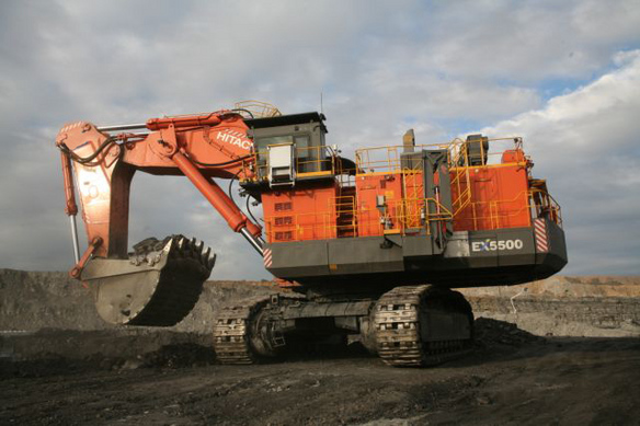 Мощному разрезу - достойная техника: экскаваторы P&H и Hitachi на разрезе Первомайский